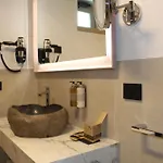 Twinssuites - Adults Only *