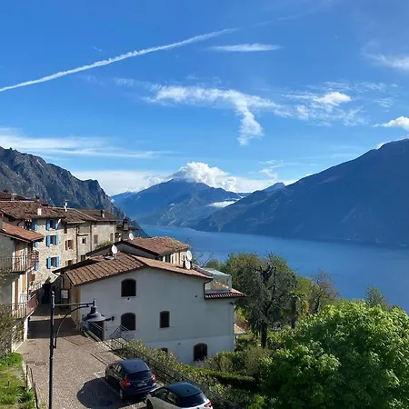 Twinssuites - Adults Only Lägenhet Limone sul Garda